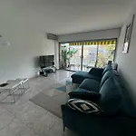 B049-Appartement Lumineux A Deux Pas De La Croisette